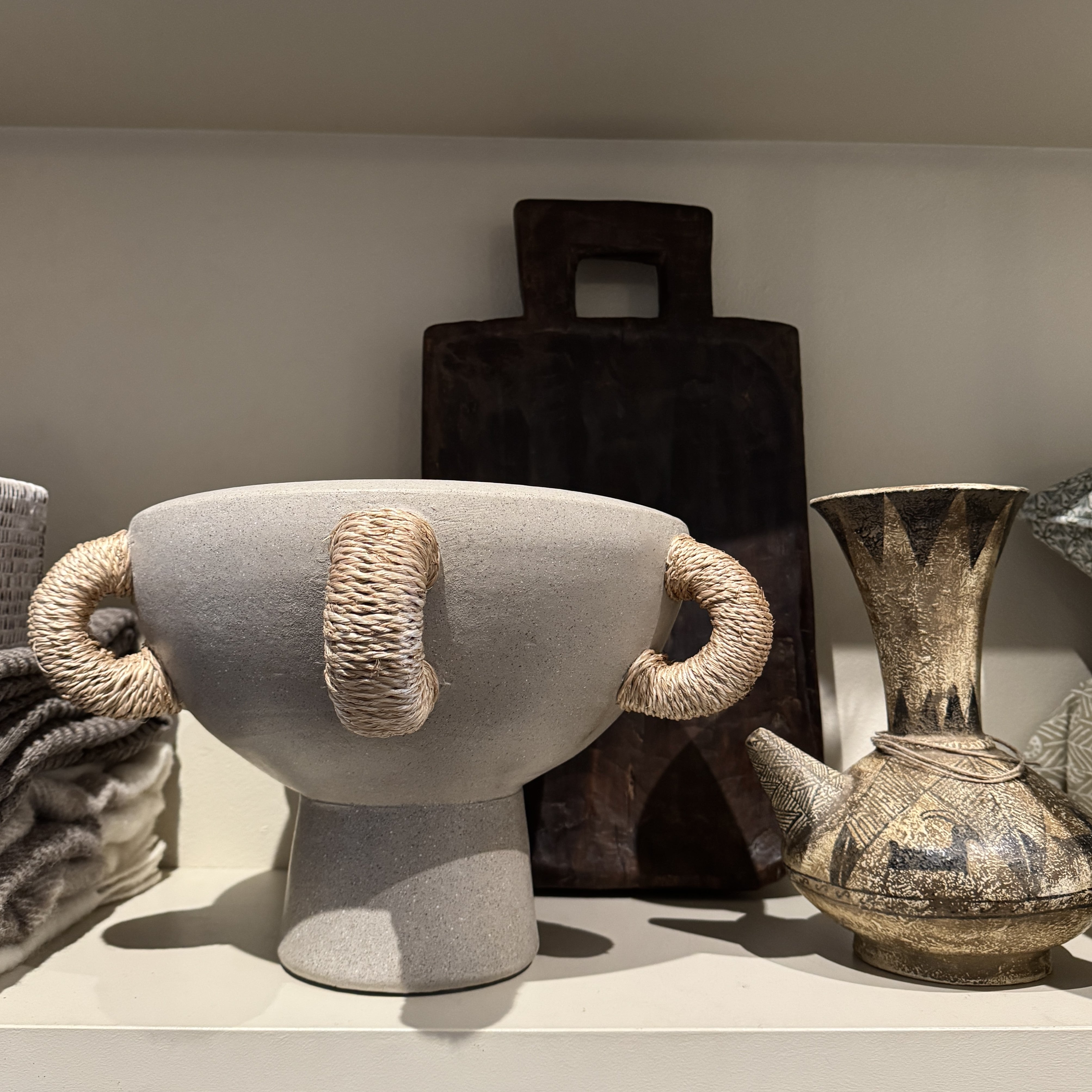 Clyde Centrepiece, Fossil Gray & Natural Rope