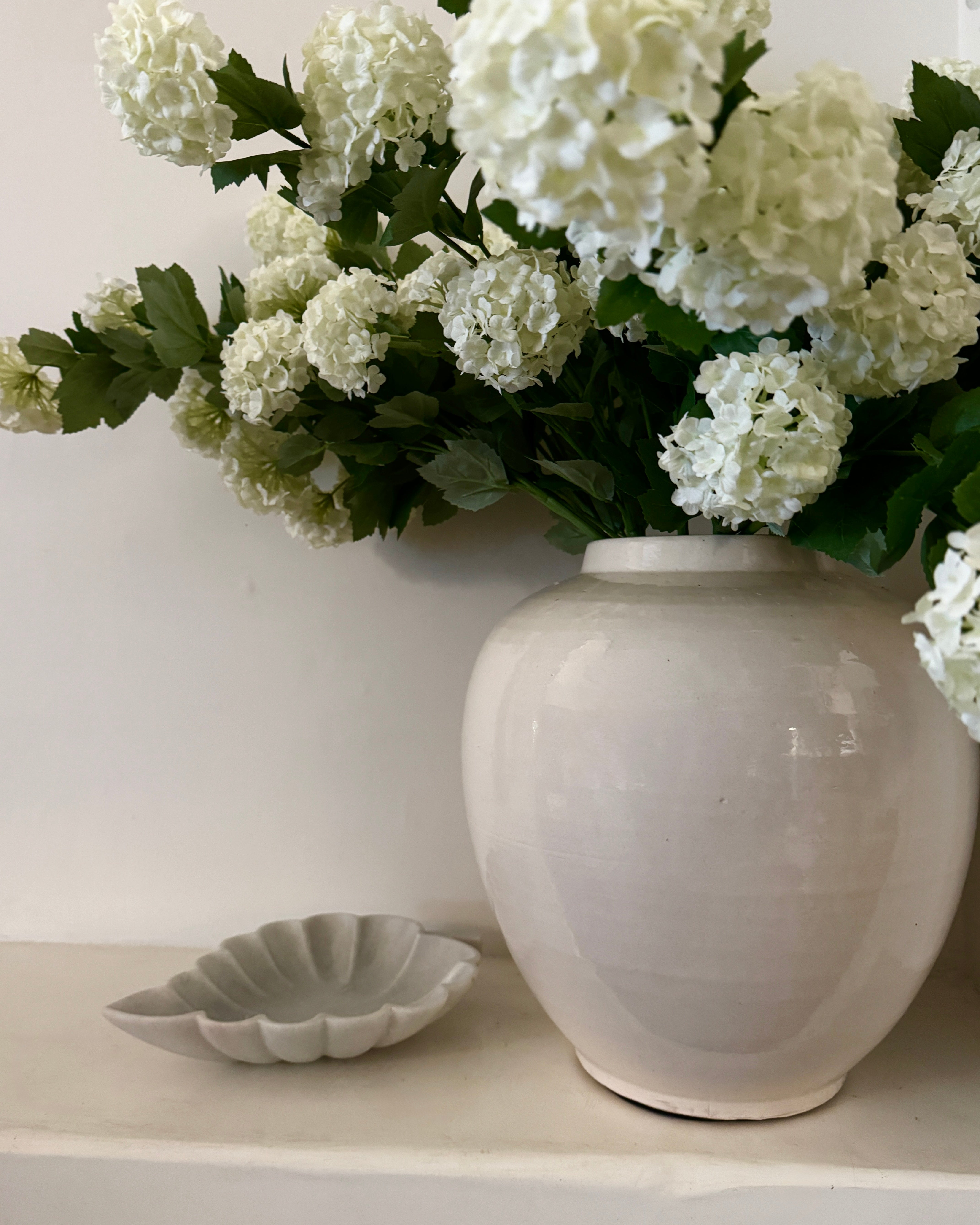 Marble Floating Leaf Dish