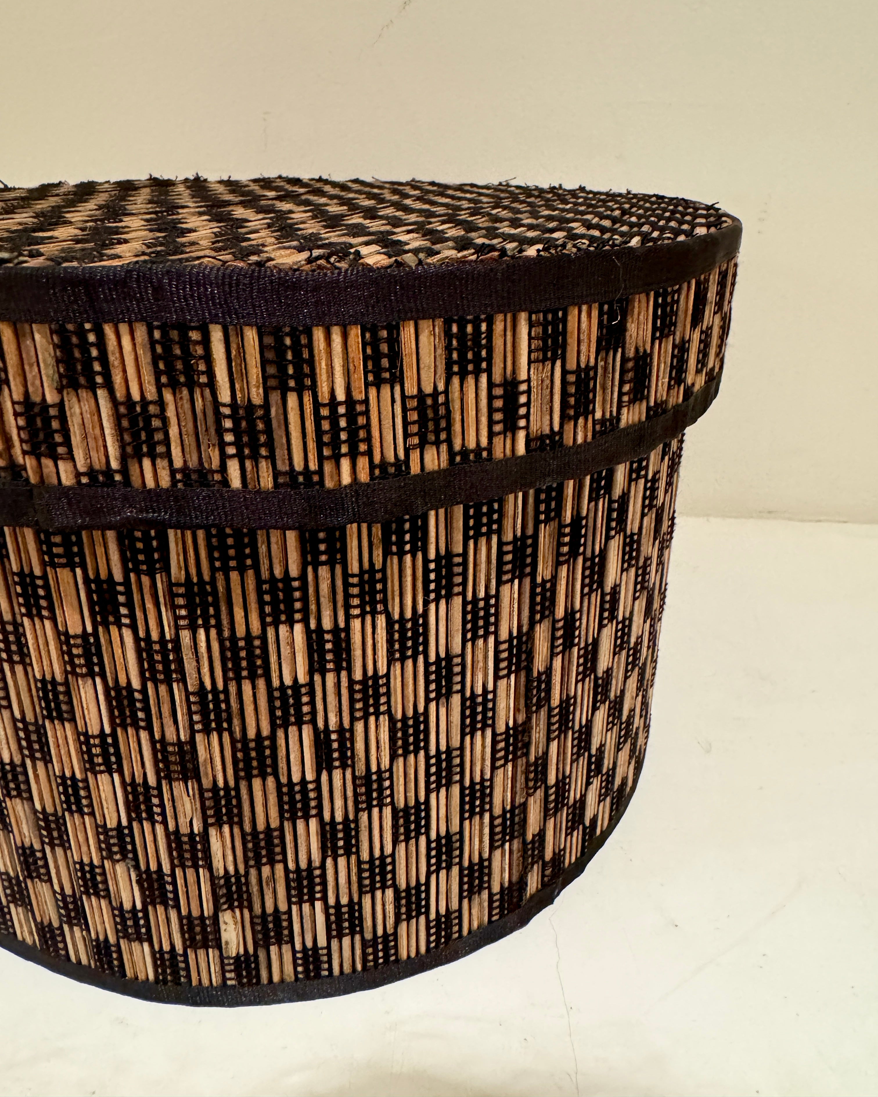 Chequered Round Bamboo Box Small with Lid
