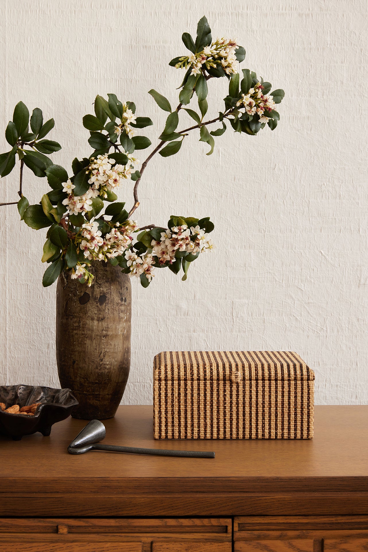 Bloom Dish Round