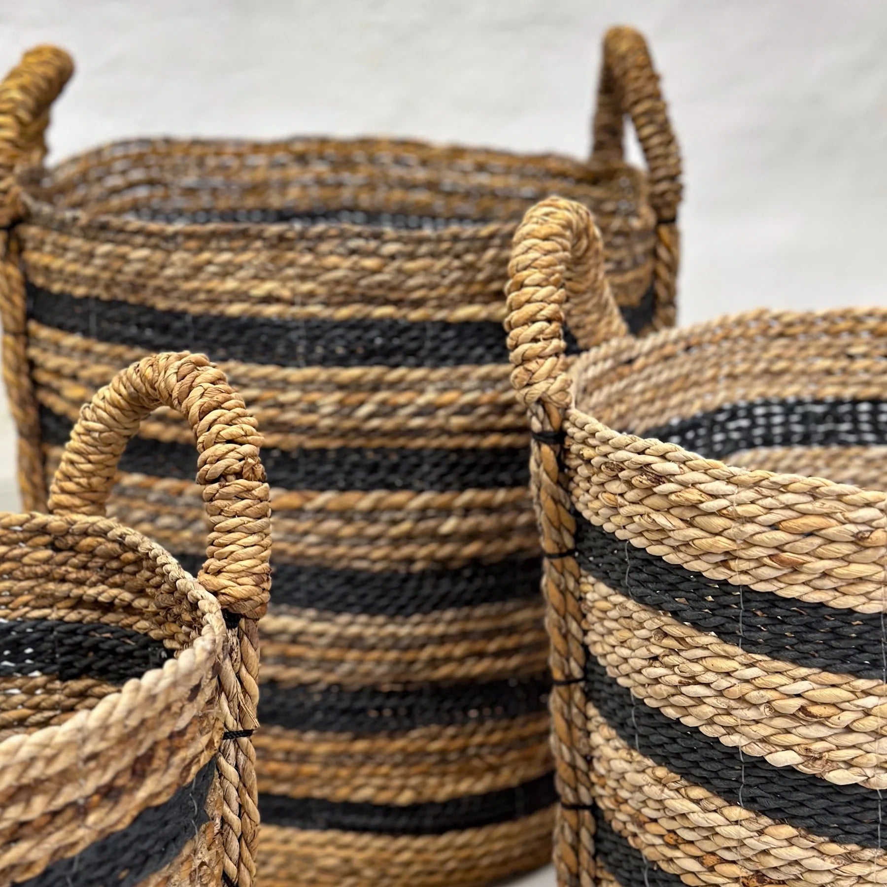 Banana Leaf Basket Striped Large