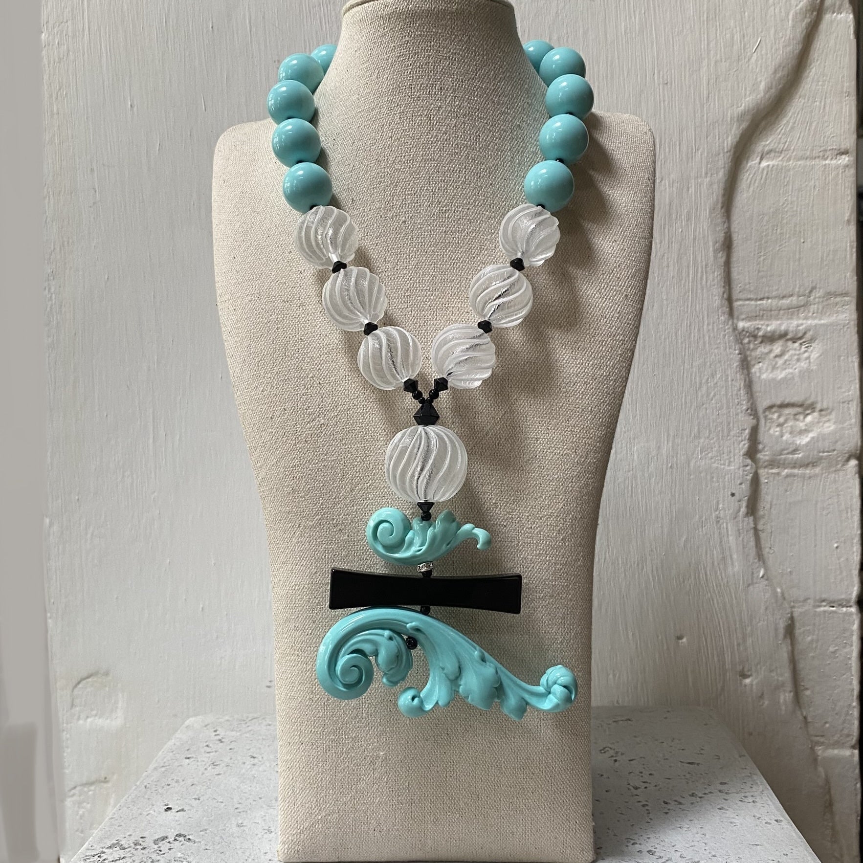 Ricciolo Lalique Choker, Black / Turquoise COK886