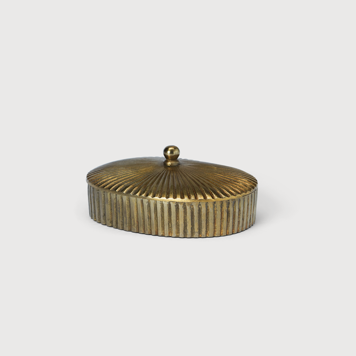 KATE NIXON HOME Alina storage box with decorative textured finish and lidded design
