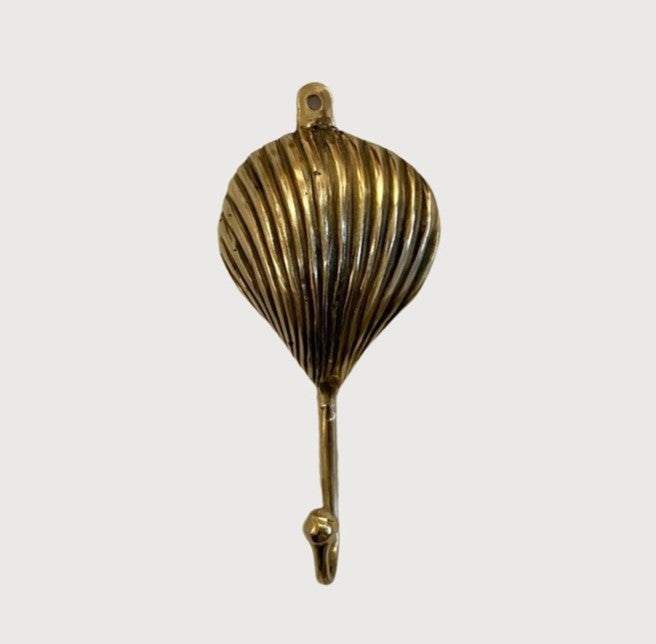 Cockle Shell Hook