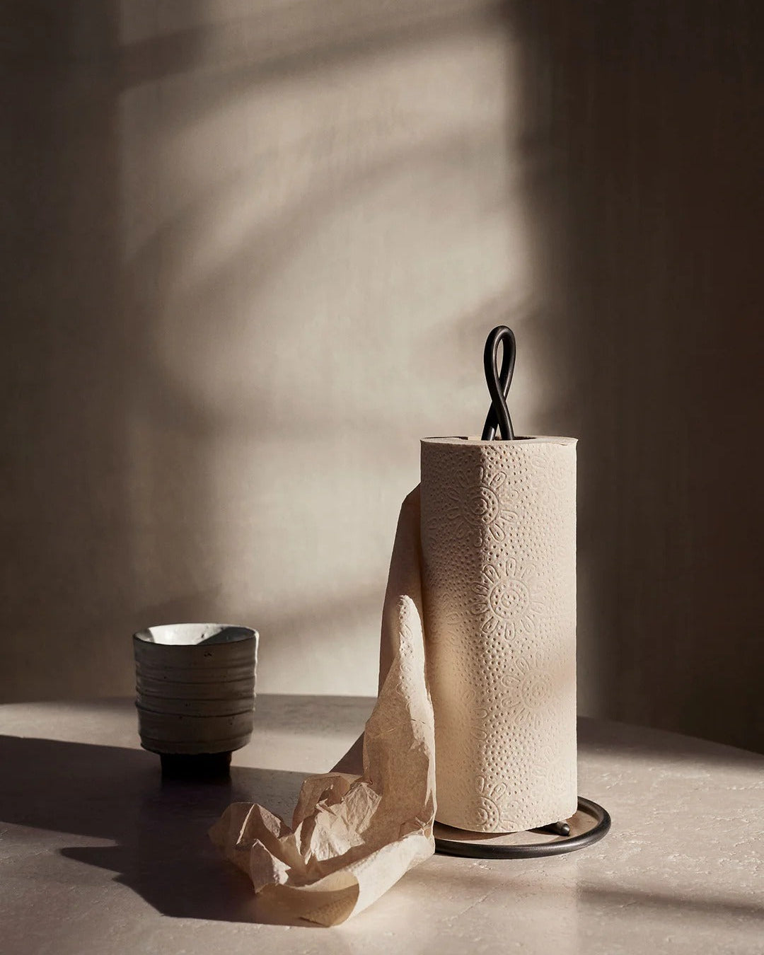 Curvature Paper Towel Holder Black Brass