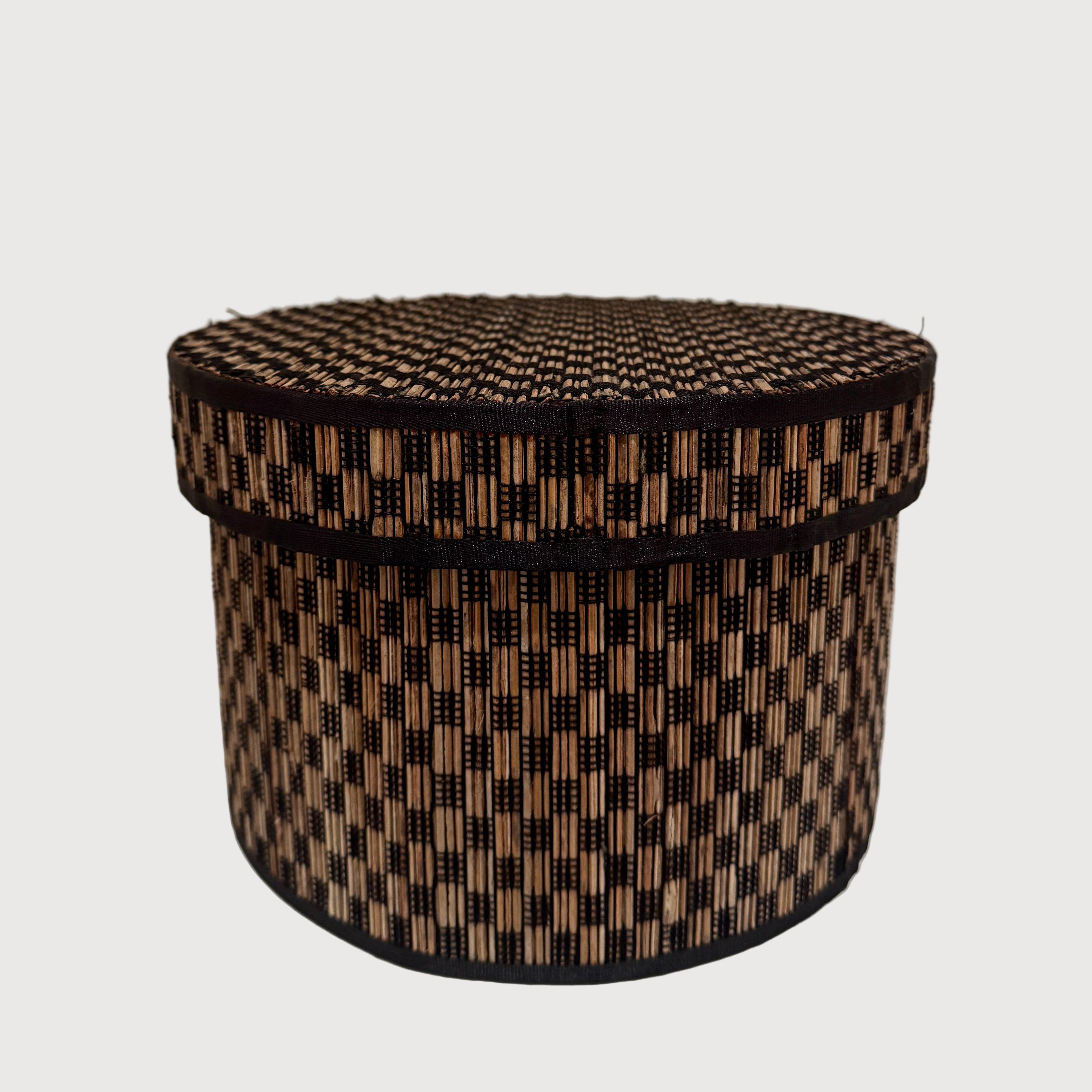 Chequered Round Bamboo Box Small with Lid