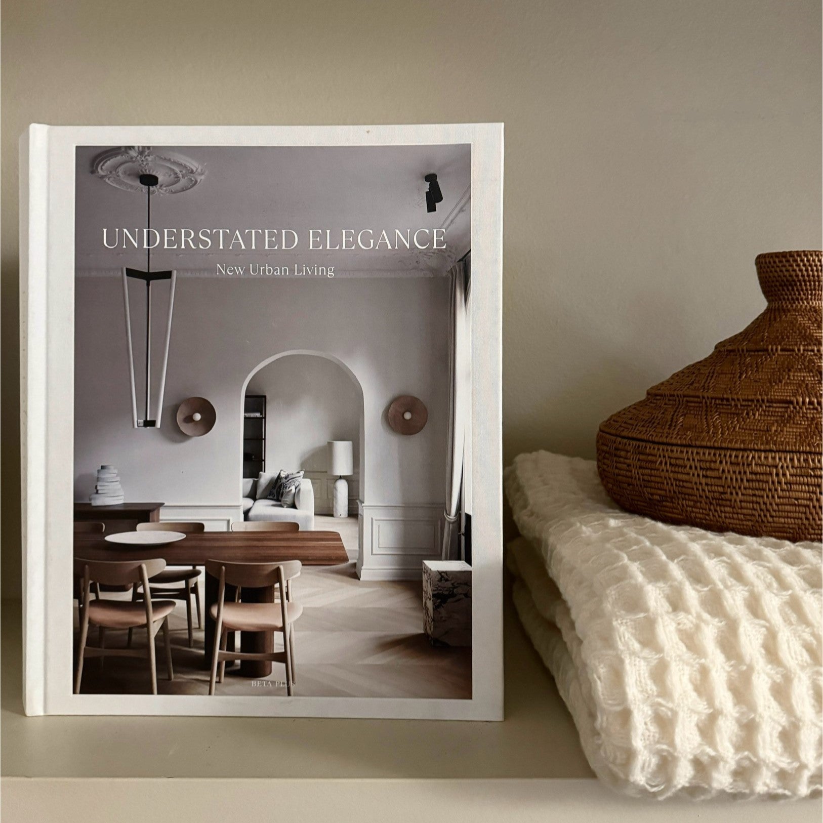 Understated Elegance: New Urban Living book