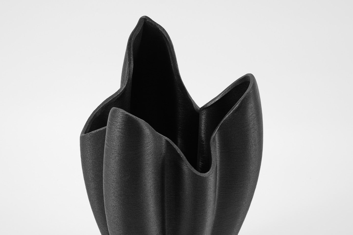 Bloom Vase Small Ebony